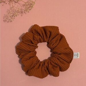 Hanmade Scrunchie in Pumpkin Spice